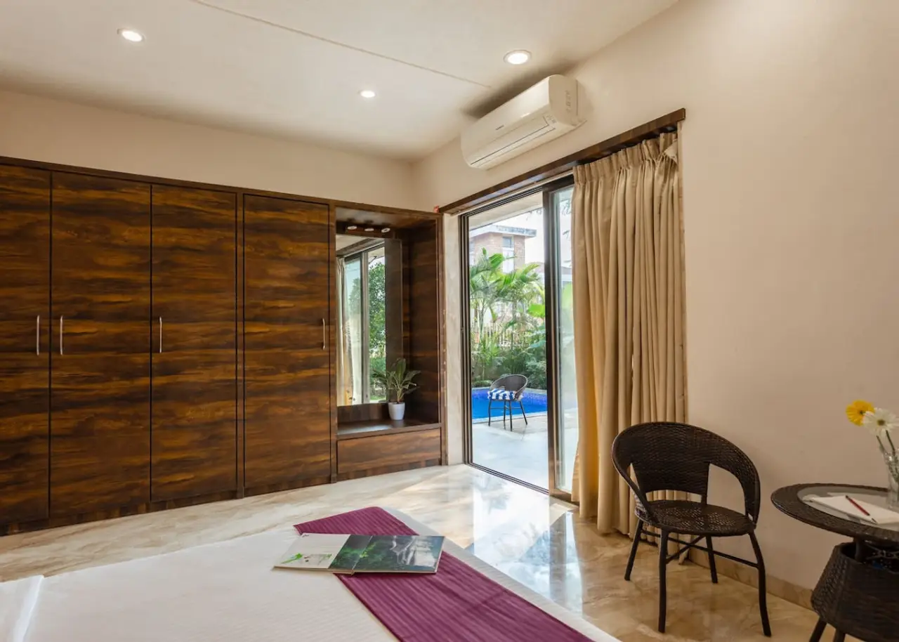 Lonavala 4BHK Private Pool Villa - The Aura